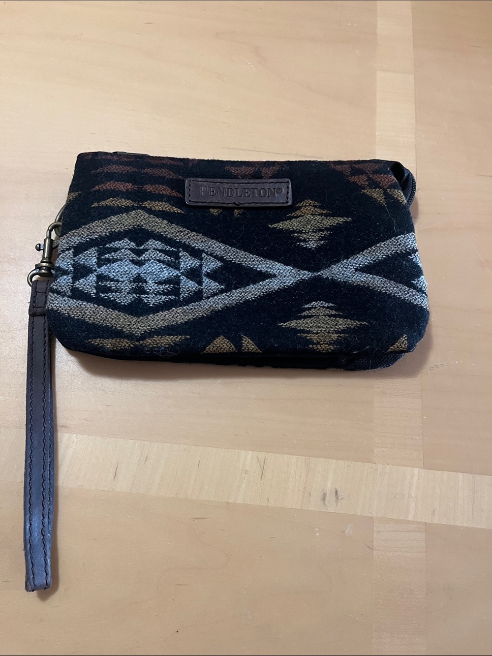 Pendleton Black Tan & Gray Aztec Wristlet